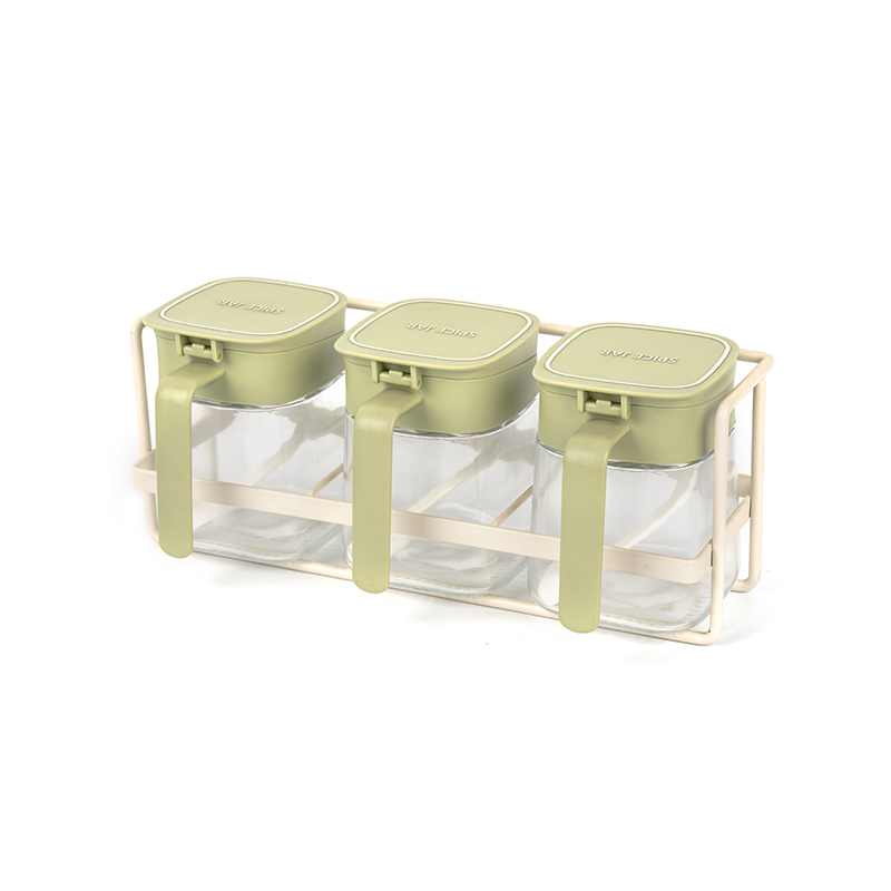 Egyszintes hűtőszekrény fűszertároló polc